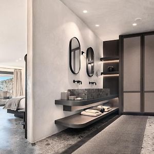 ZOE Junior Suite Plunge Pool